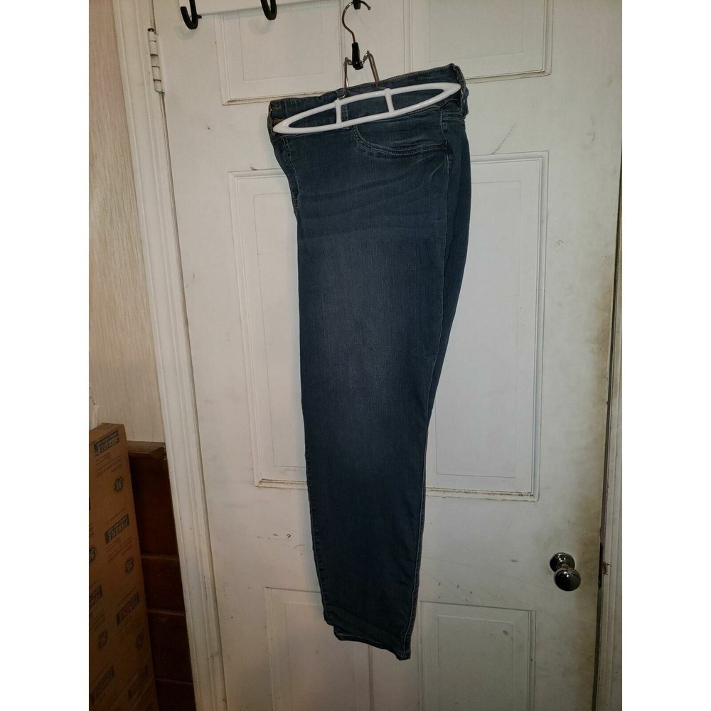 EUC TORRID DENIM JEAN LEGGINGS SIZE 28 PLUS